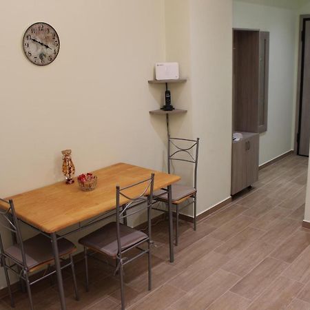 Comfortable Apartment In The Center Of أثينا المظهر الخارجي الصورة