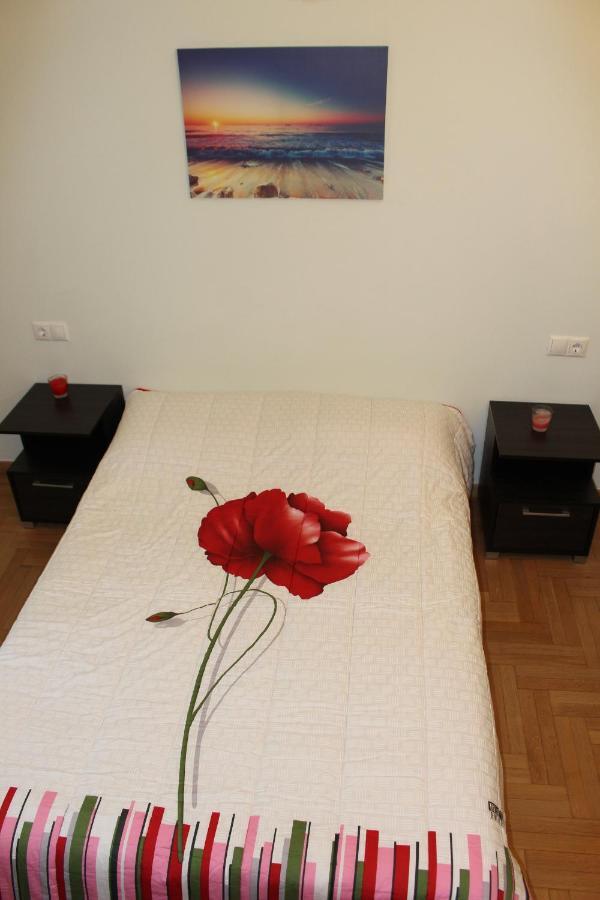 Comfortable Apartment In The Center Of أثينا المظهر الخارجي الصورة